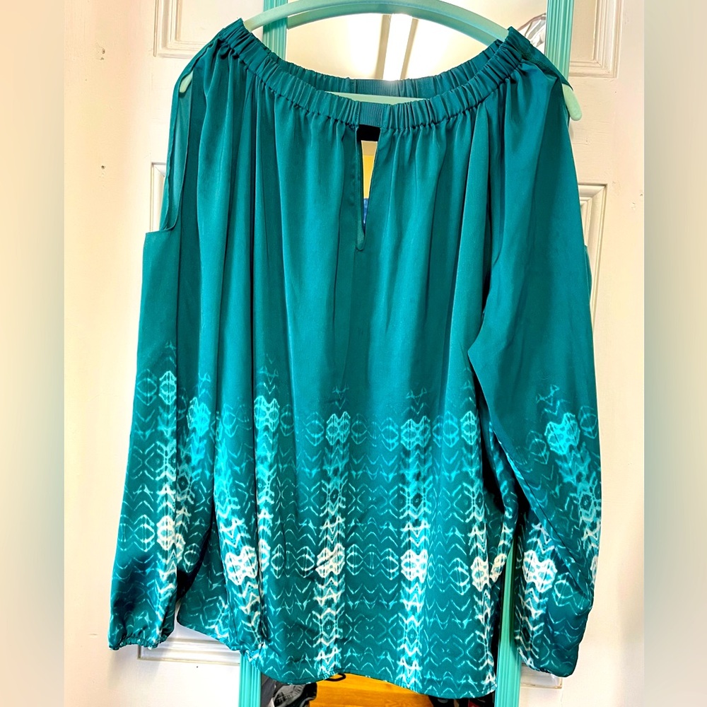 Lane Bryant 18/20 Women’s Cold Shoulder Teal Long Sleeve Blouse